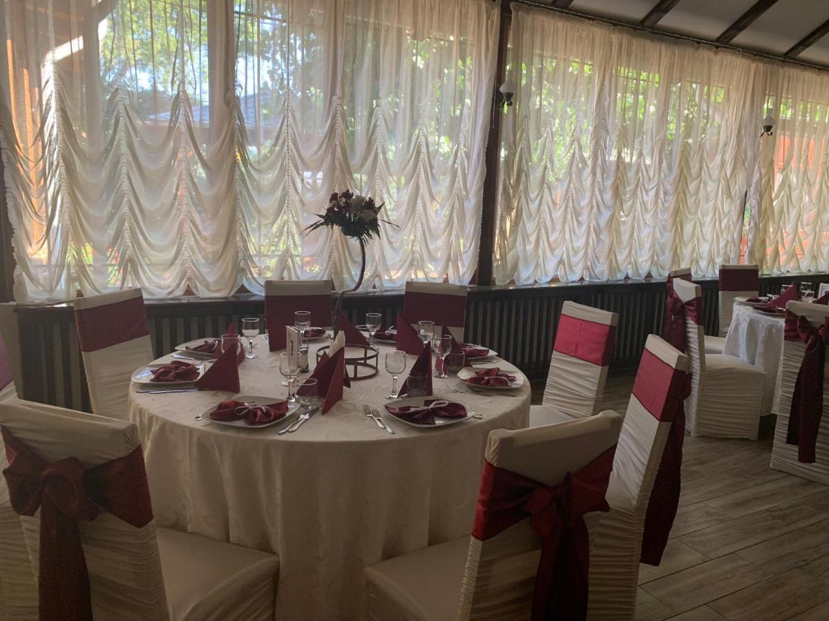 Pensiune Restaurant Rustic Rm Sarat Rümnick Exterior foto